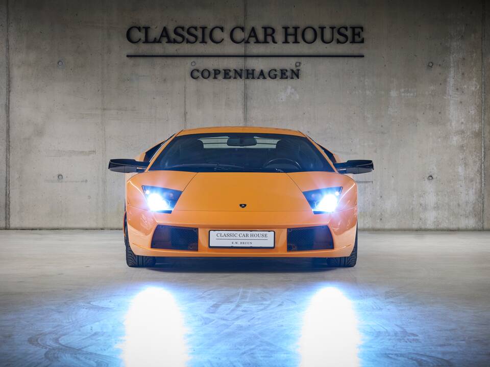 Image 37/99 of Lamborghini Murciélago (2003)