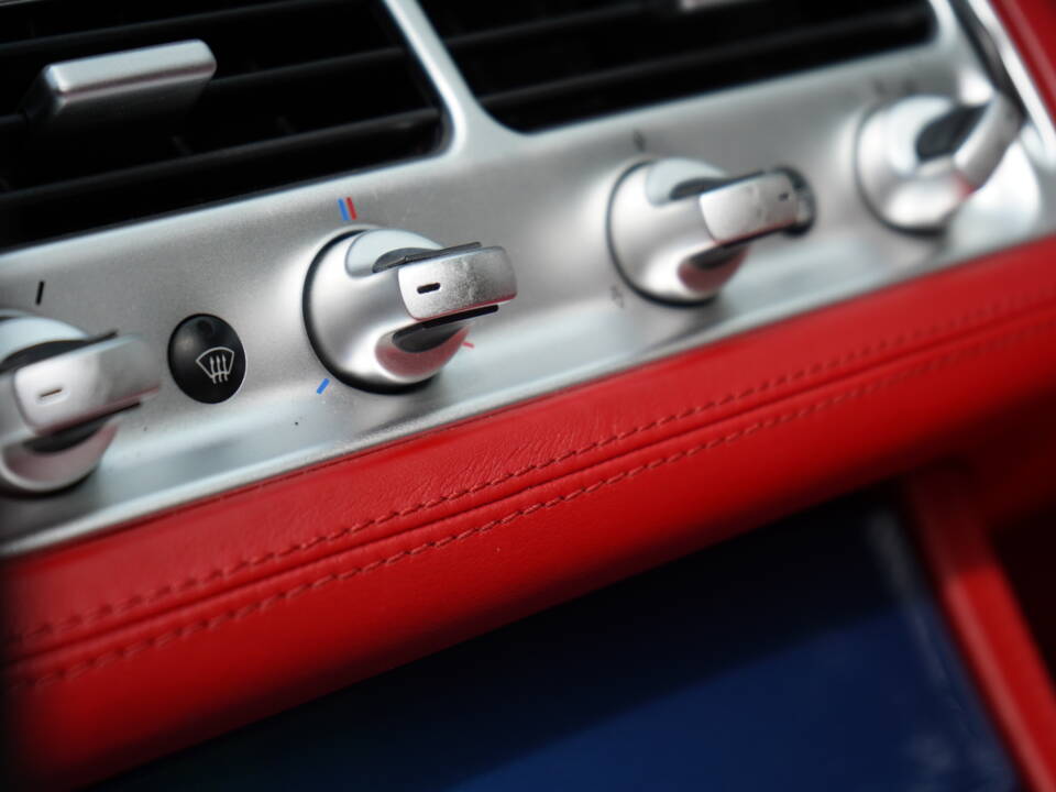 Imagen 15/21 de BMW Z8 (2000)