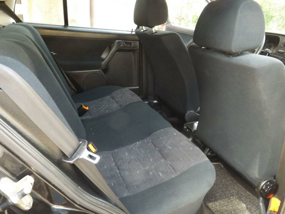 Bild 18/50 von Volkswagen Golf III 2.0 16V GTI (1993)