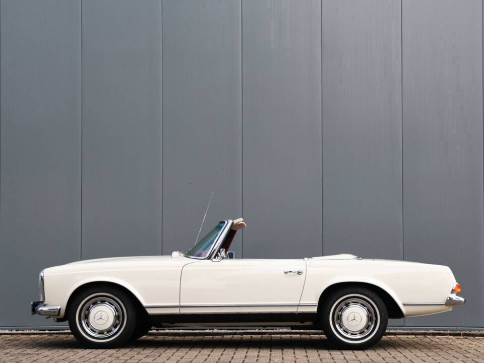 Image 4/14 of Mercedes-Benz 280 SL (1969)