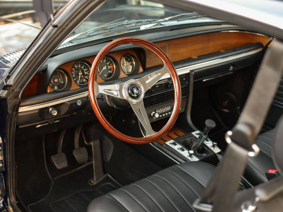 Image 10/57 of BMW 3.0 CSi (1972)