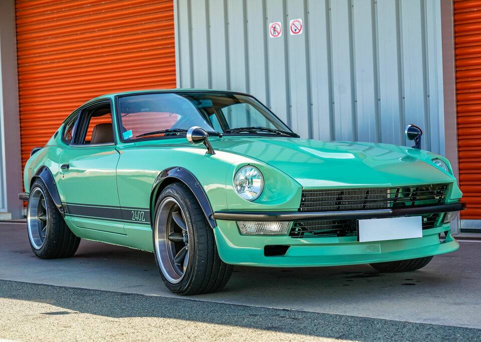 Image 5/8 of Datsun 240 Z (1972)