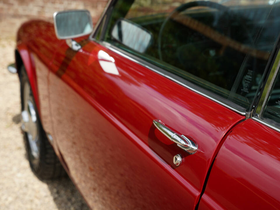 Bild 44/50 von Jaguar XJ 6 C 4.2 (1976)