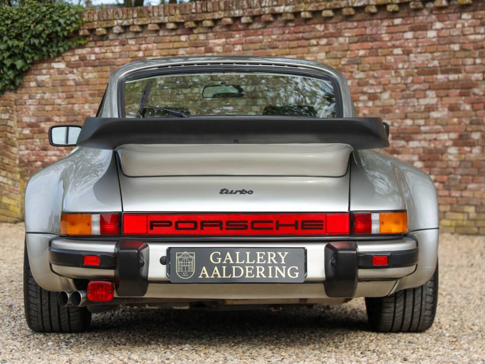 Afbeelding 49/50 van Porsche 911 Turbo 3.3 (1983)
