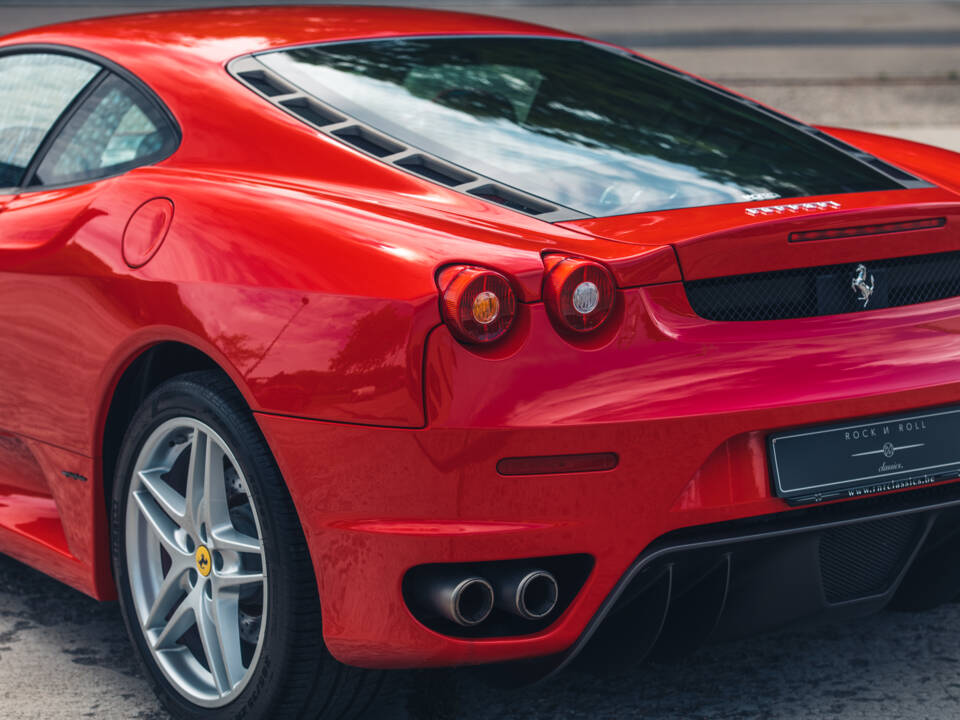 Bild 16/50 von Ferrari F 430 (2004)