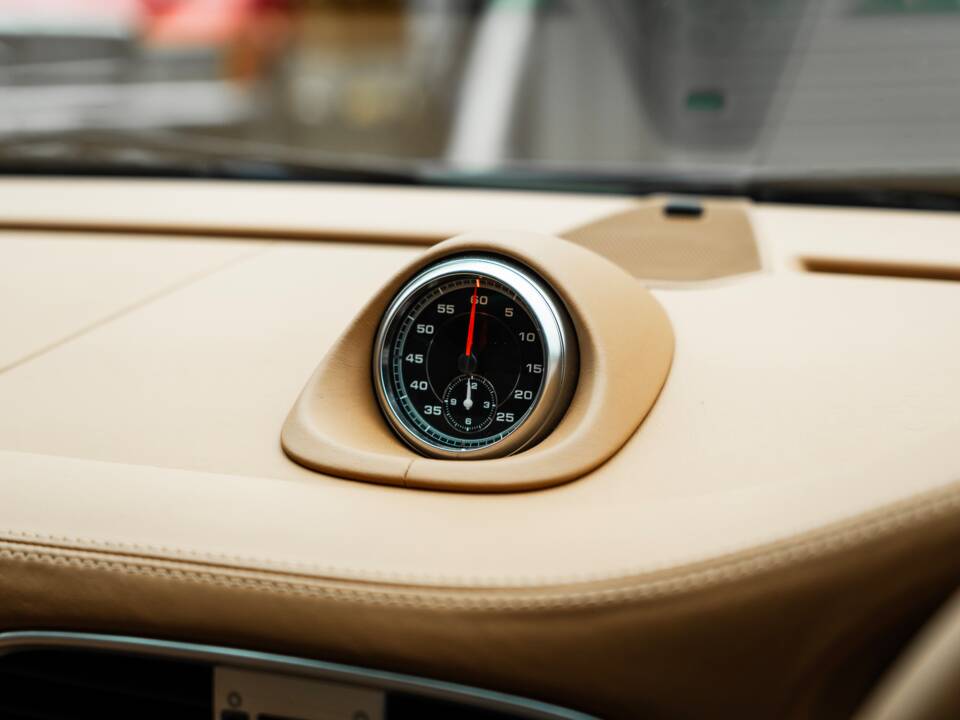 Bild 28/51 von Porsche 911 Carrera 4 GTS (2011)