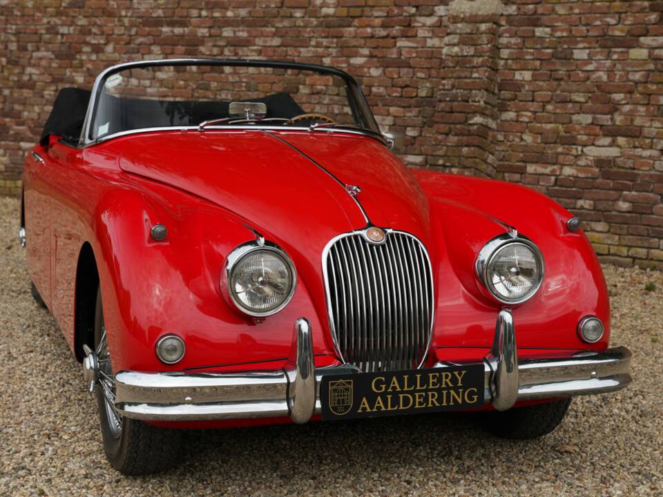 Image 44/50 of Jaguar XK 150 DHC (1960)