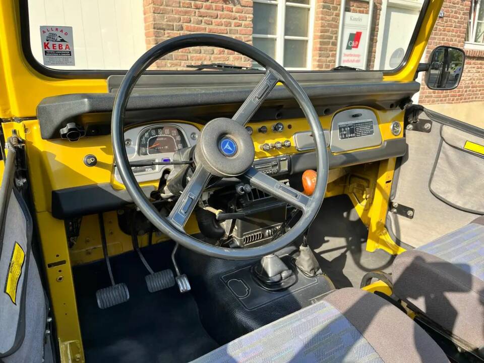 Immagine 6/6 di Toyota Landcruiser FJ 40 (1979)