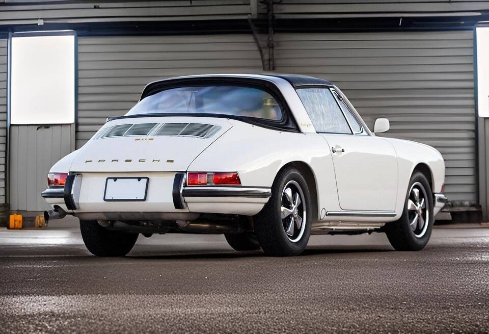 Image 2/26 of Porsche 911 2.0 S (1968)