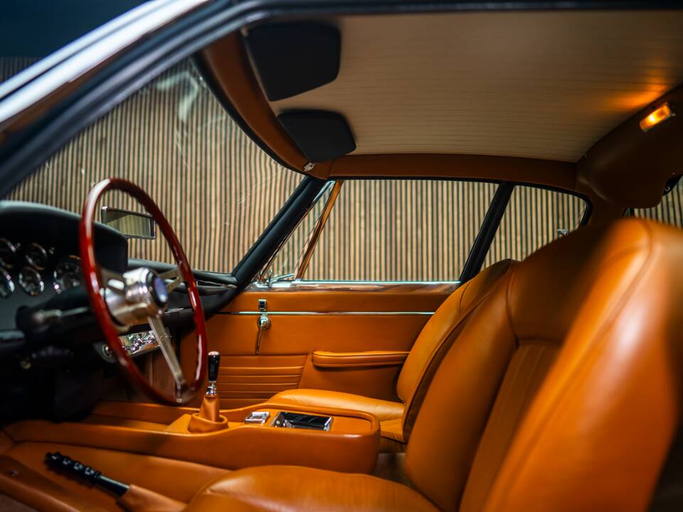 Image 63/97 of Maserati Mistral 3700 (1965)