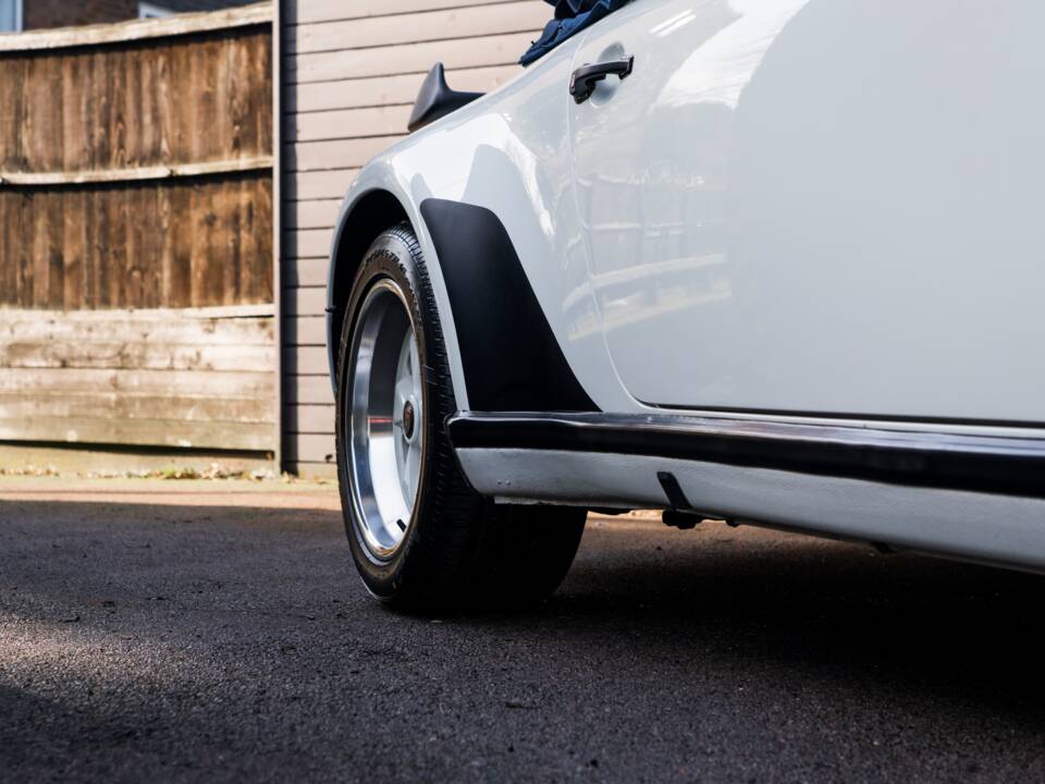 Bild 53/60 von Porsche 911 Carrera 3.2 (1987)