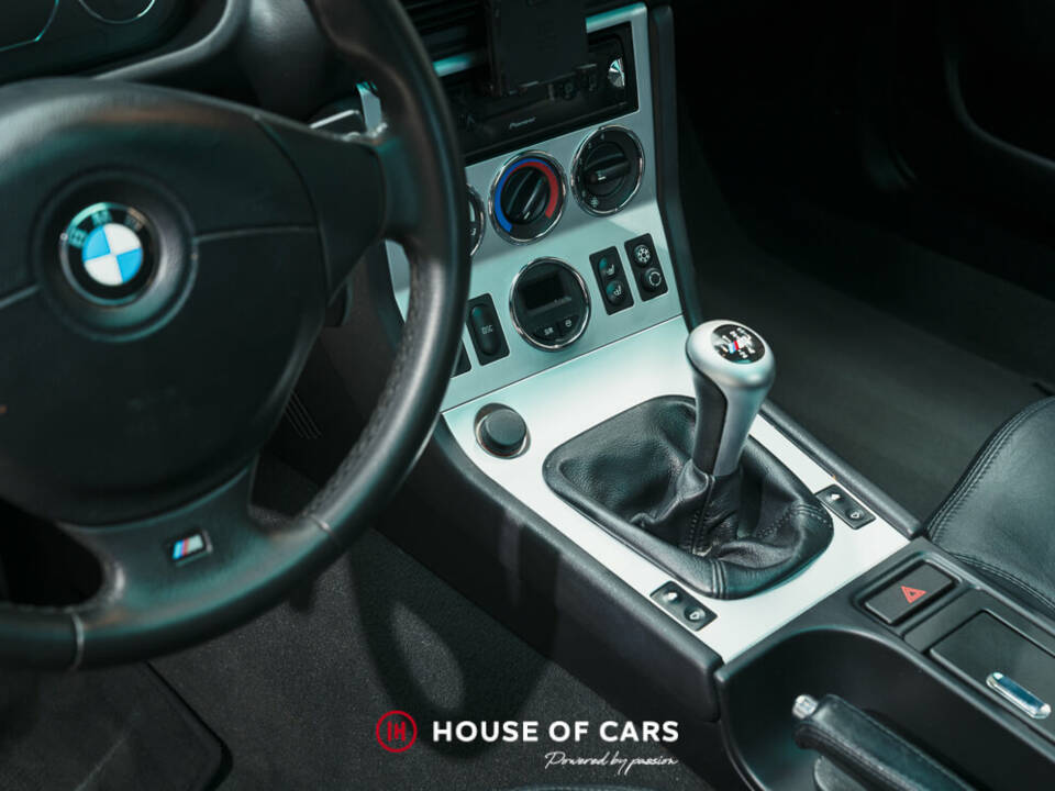 Bild 19/22 von BMW Z3 Coupé 3.0 (2002)