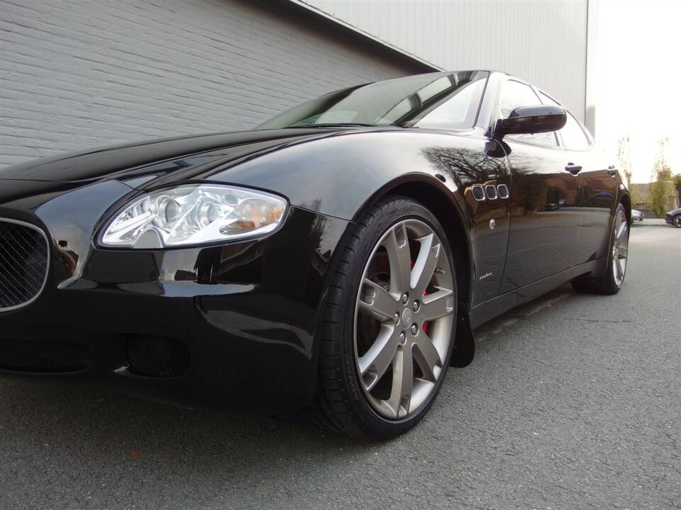 Bild 21/95 von Maserati Quattroporte 4.2 (2009)