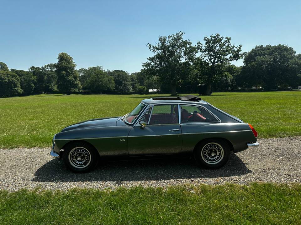 Image 5/38 of MG MGB GT V8 (1974)