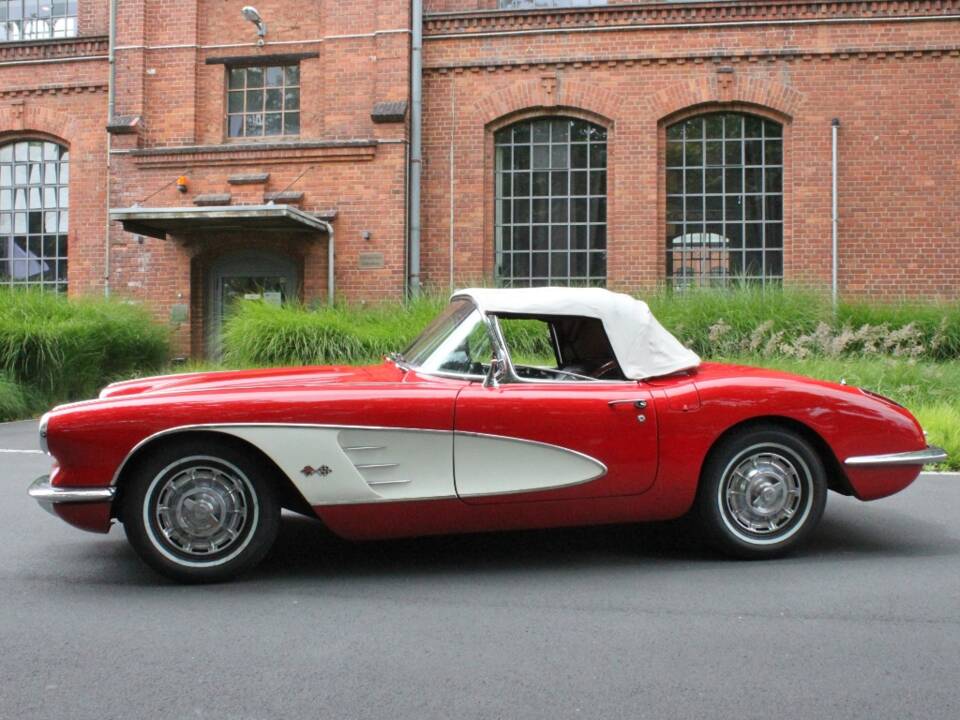 Image 5/21 of Chevrolet Corvette (1959)