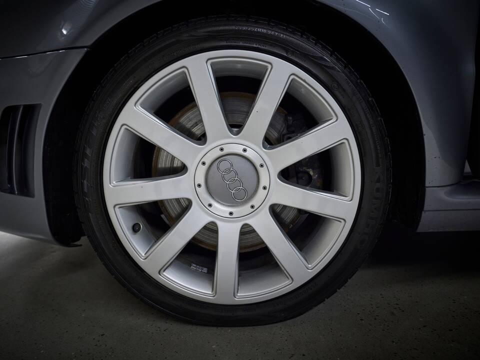 Imagen 51/100 de Audi RS4 Avant (2001)