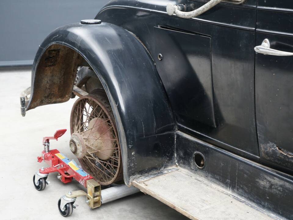 Image 3/7 of LaSalle 303 (1928)