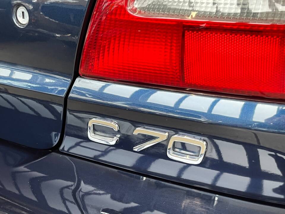 Bild 28/37 von Volvo C70 2.0 T (2001)
