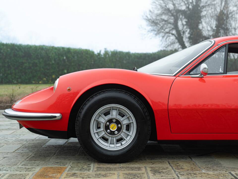 Image 27/50 of Ferrari Dino 246 GT (1971)