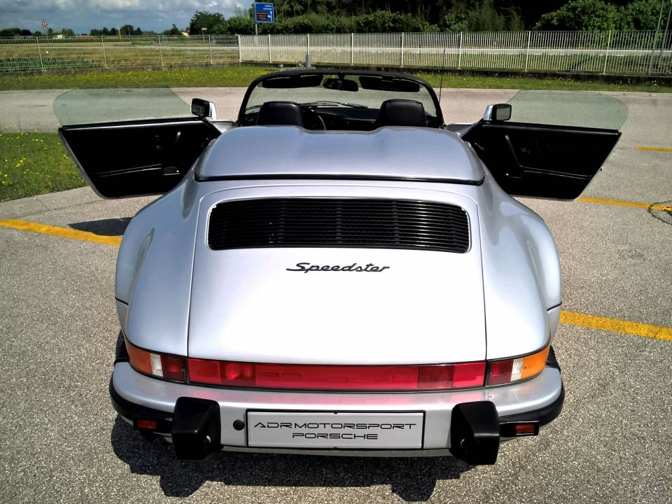 Bild 6/31 von Porsche 911 Speedster 3.2 (1989)