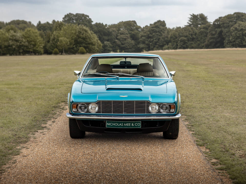 Immagine 11/71 di Aston Martin DBS V8 (1971)
