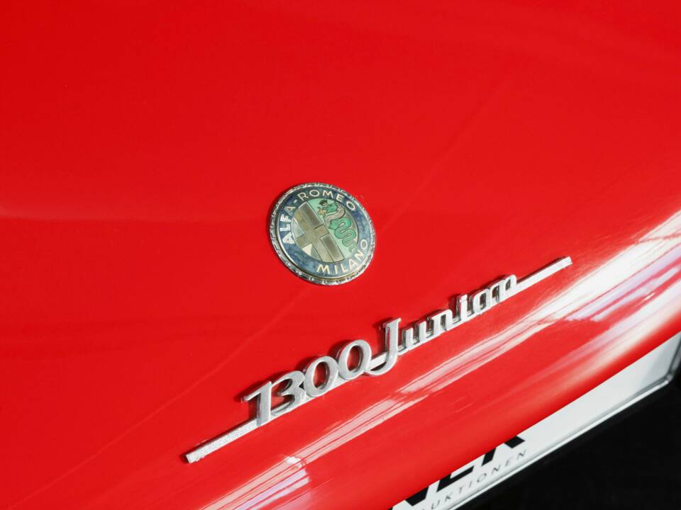 Immagine 44/47 di Alfa Romeo 1300 Spider Junior (1969)