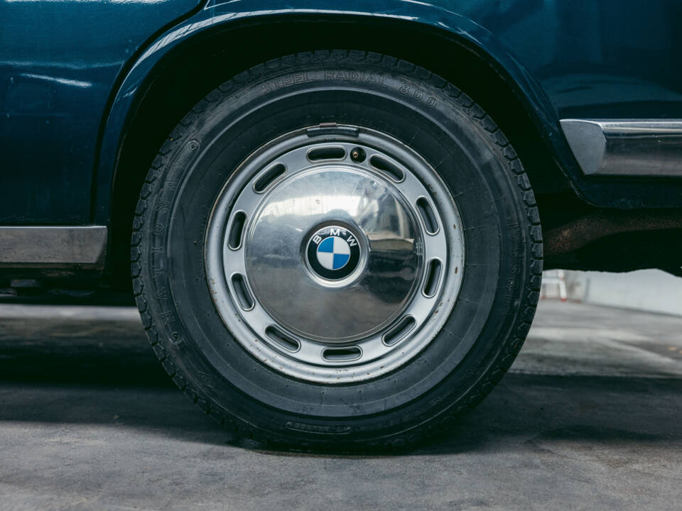 Image 101/112 of BMW 2000 (1970)