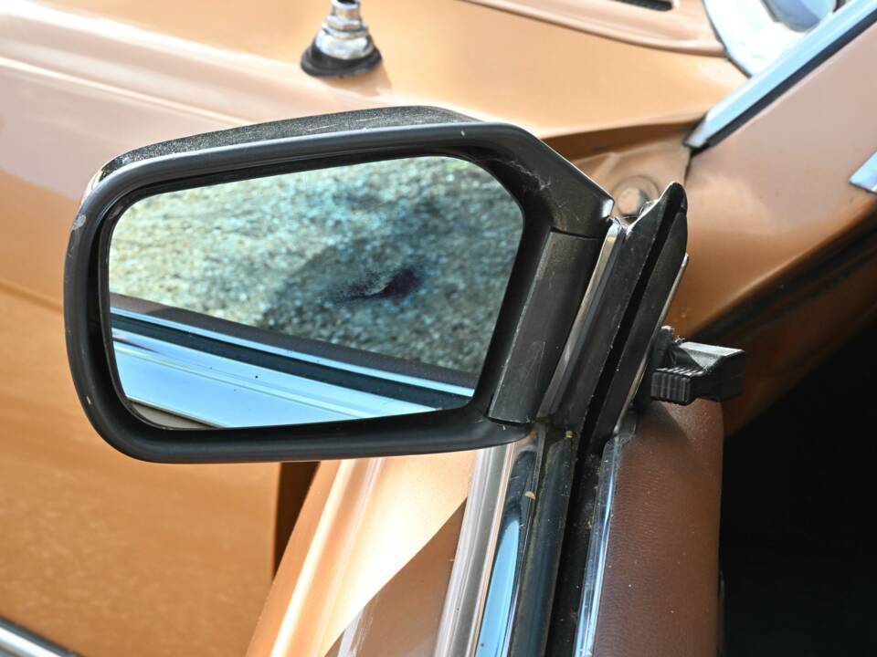 Bild 20/50 von Mercedes-Benz 350 SLC (1972)