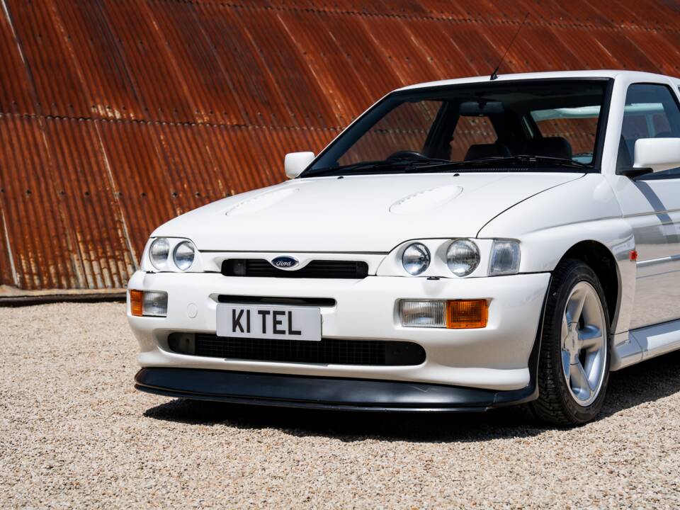 Bild 36/48 von Ford Escort RS Cosworth (1992)