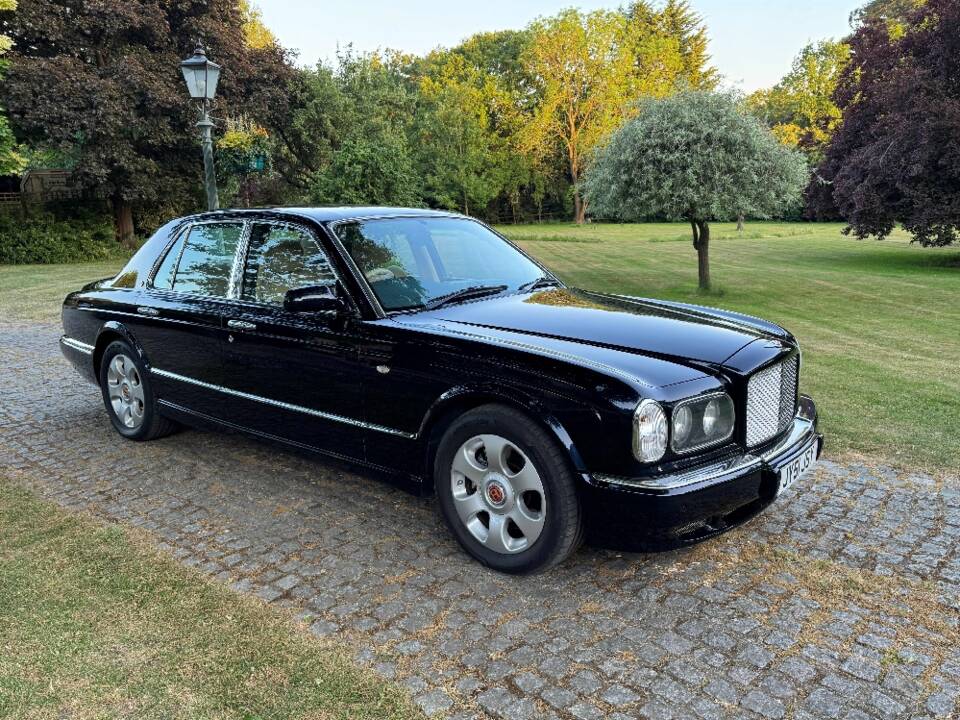 Image 2/25 of Bentley Arnage Red Label (2001)
