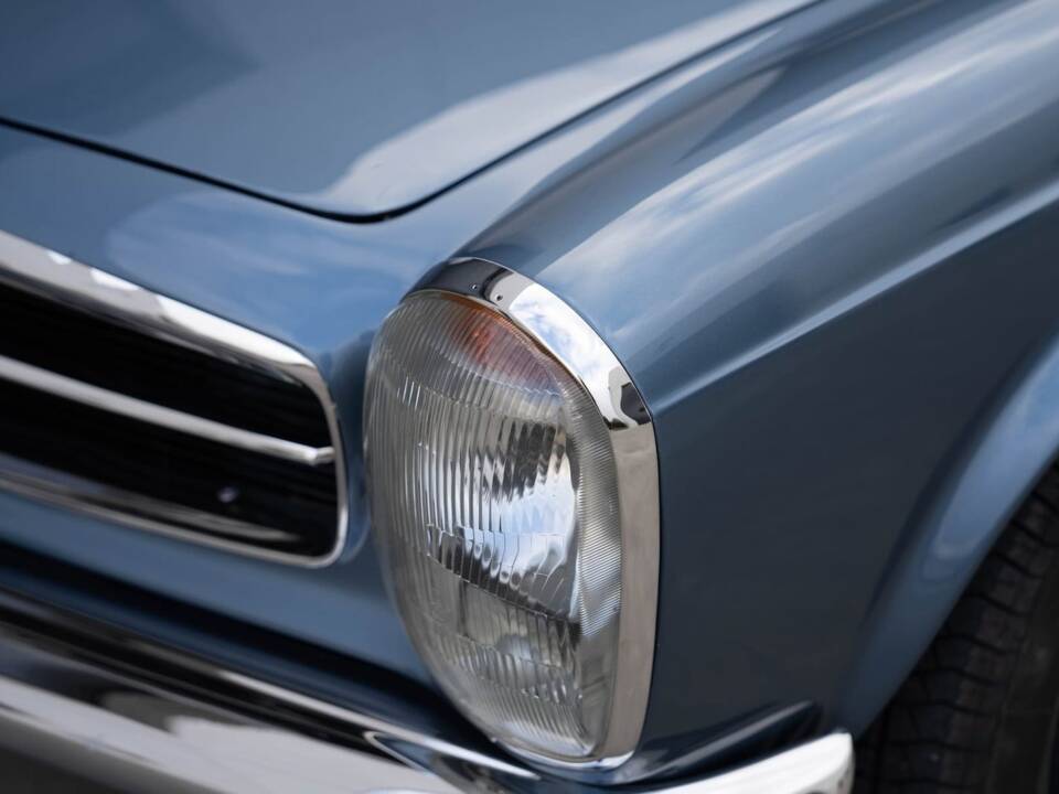 Immagine 28/93 di Mercedes-Benz 230 SL (1965)