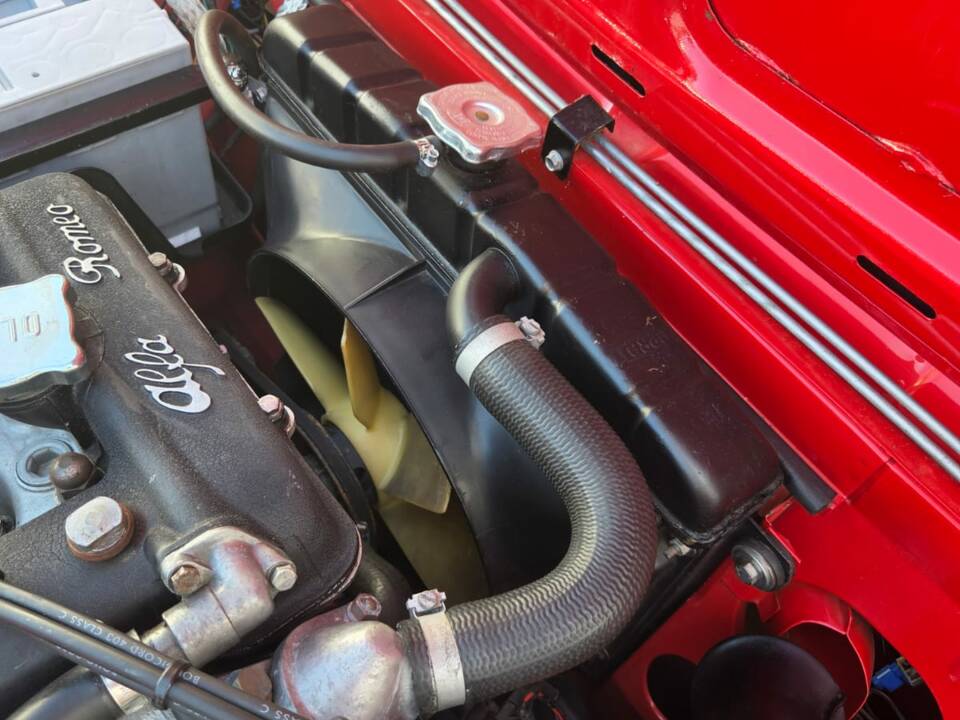 Image 30/50 of Alfa Romeo 2000 Berlina (1973)