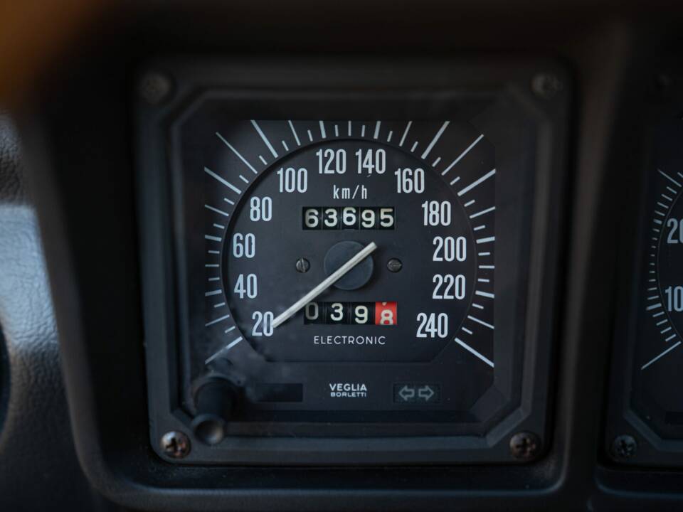 Bild 45/50 von Alfa Romeo GTV 6 2.5 (1981)