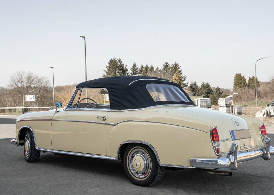 Mercedes-Benz 220 SE Cabrriolet "Ponton" (W 128) 1960