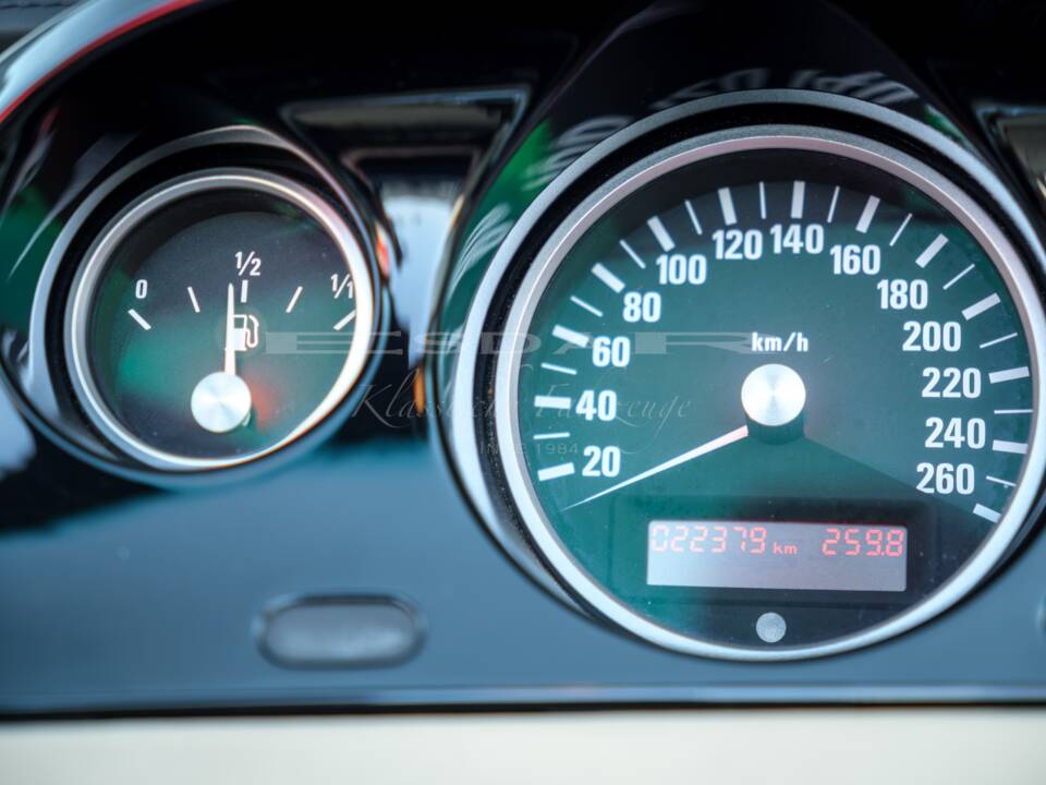 Imagen 28/30 de BMW Z8 (1999)