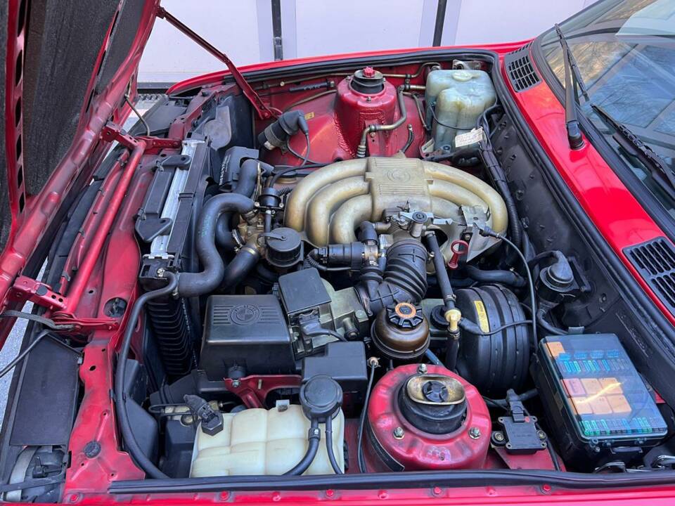 Bild 33/108 von BMW 325ix (1989)