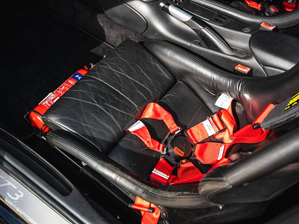 Image 26/42 of Porsche 911 GT3 (2003)