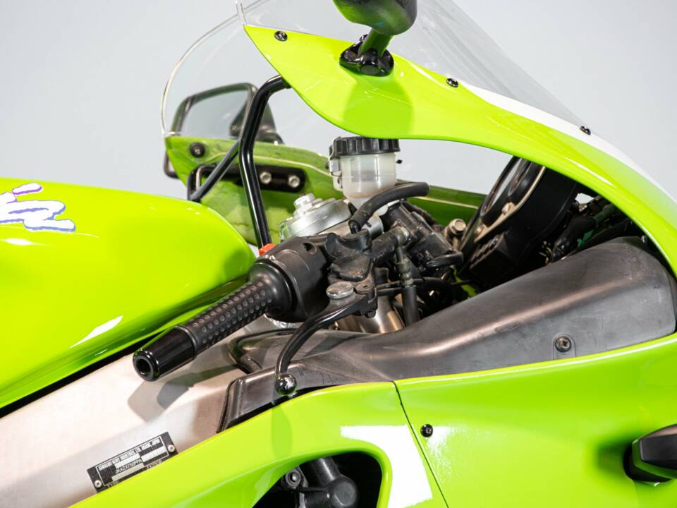Imagen 48/50 de Kawasaki DUMMY (1996)
