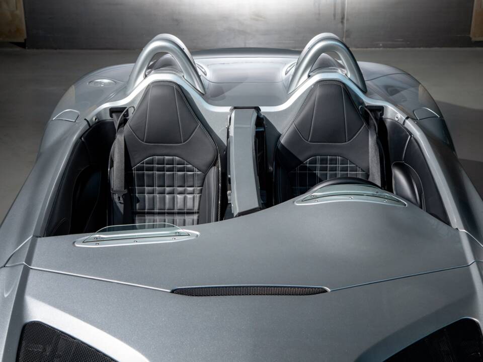 Image 25/28 of Mercedes-Benz SLR McLaren 722 S (2009)