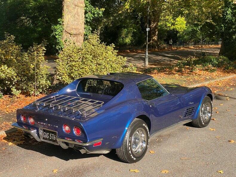 Image 11/50 of Chevrolet Corvette Stingray (1972)