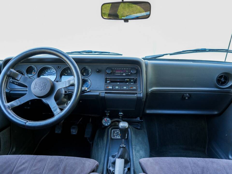 Image 15/39 de Ford Capri 2,8 Turbo (1982)