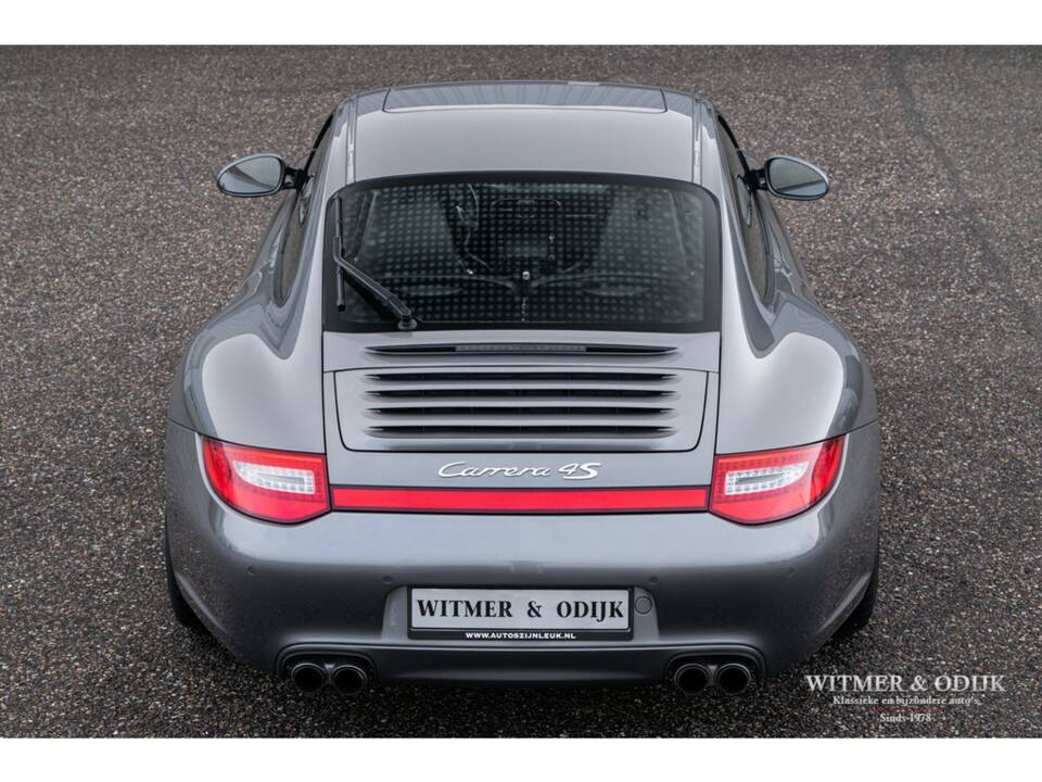 Image 2/41 of Porsche 911 Carrera 4S (2009)