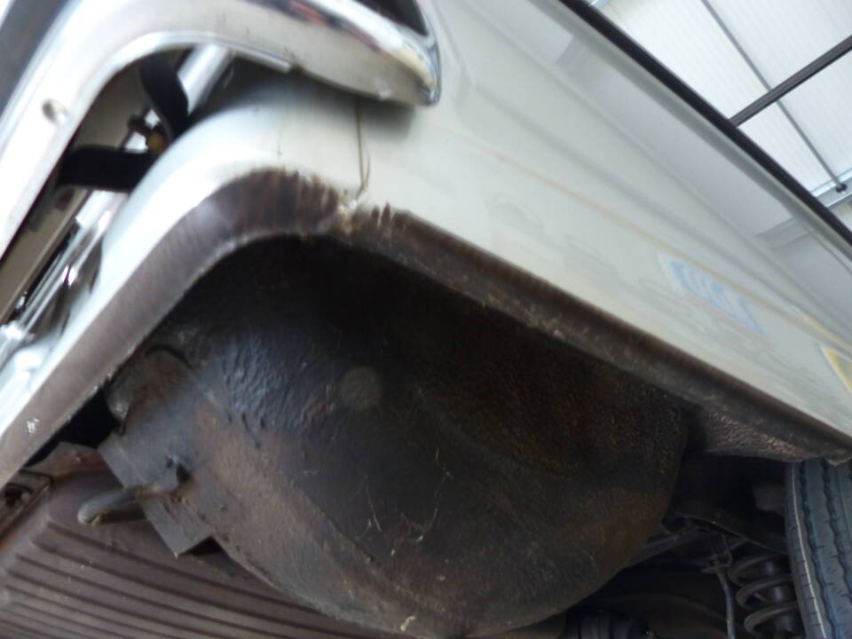 Image 50/63 of Mercedes-Benz 230&#x2F;6 (1974)