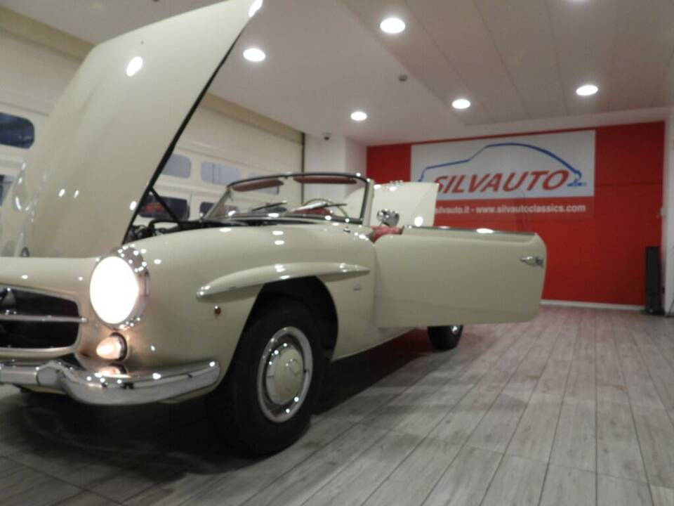 Image 12/15 of Mercedes-Benz 190 SL (1963)