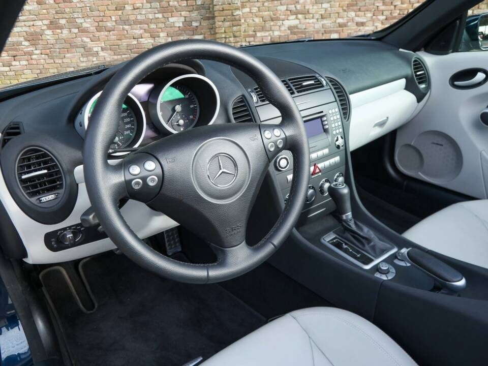 Bild 21/50 von Mercedes-Benz SLK 280 (2005)