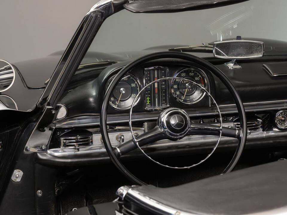 Bild 19/30 von Mercedes-Benz 300 SL Roadster (1962)