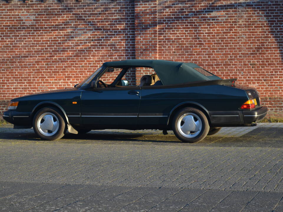 Bild 2/17 von Saab 900 S (1992)