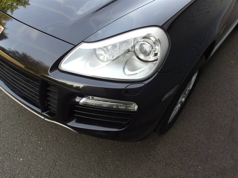 Imagen 36/97 de Porsche Cayenne Turbo (2007)