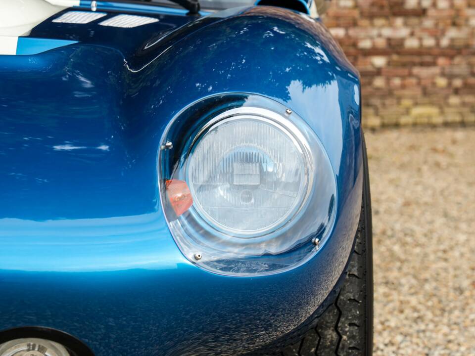 Afbeelding 18/50 van Shelby Daytona Cobra Coupe (1964)