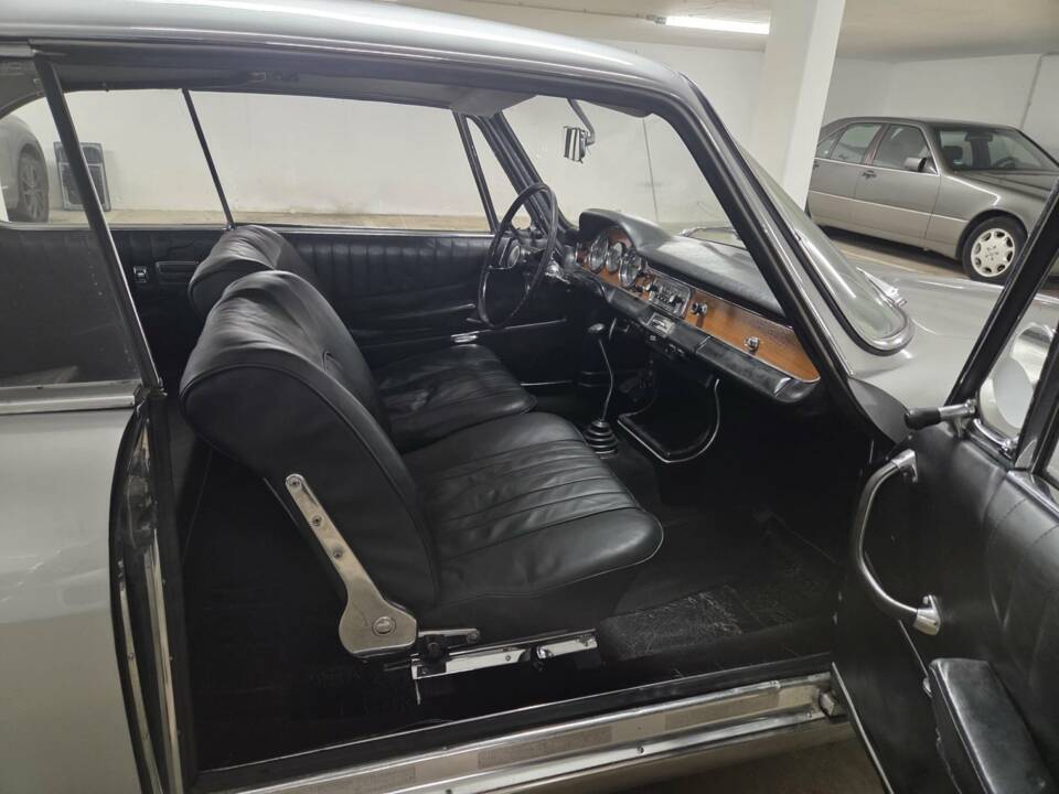 Image 12/19 of BMW 3200 CS (1964)